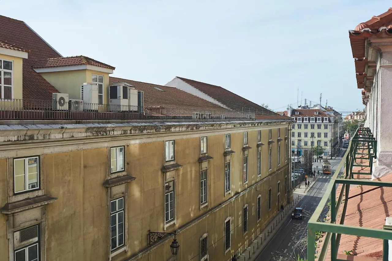 Hello Lisbon Terreiro Do Paco Apartments